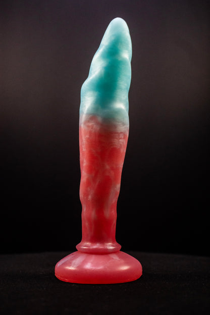 Ariaen, avian inspired dildo, slim design