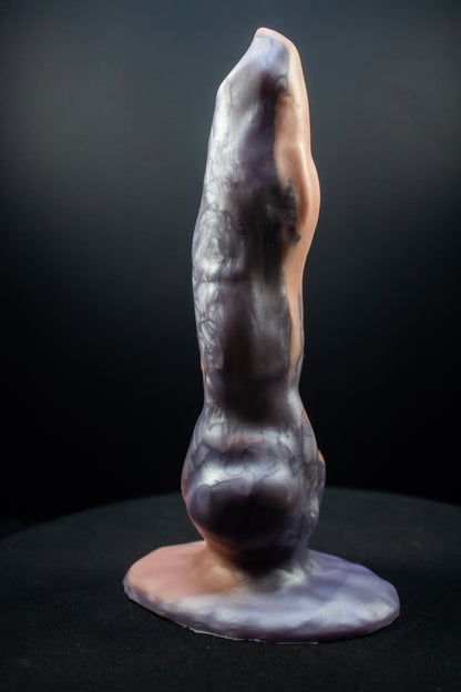 Kolvar, wolf inspired dildo, knotty